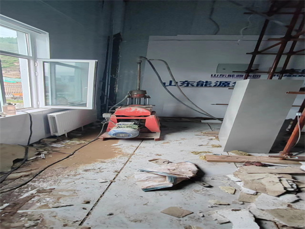 藤县地基基础下沉墙体裂缝加固注浆顶升施工